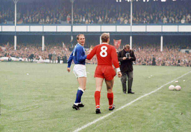 通过积极的 通过积极的